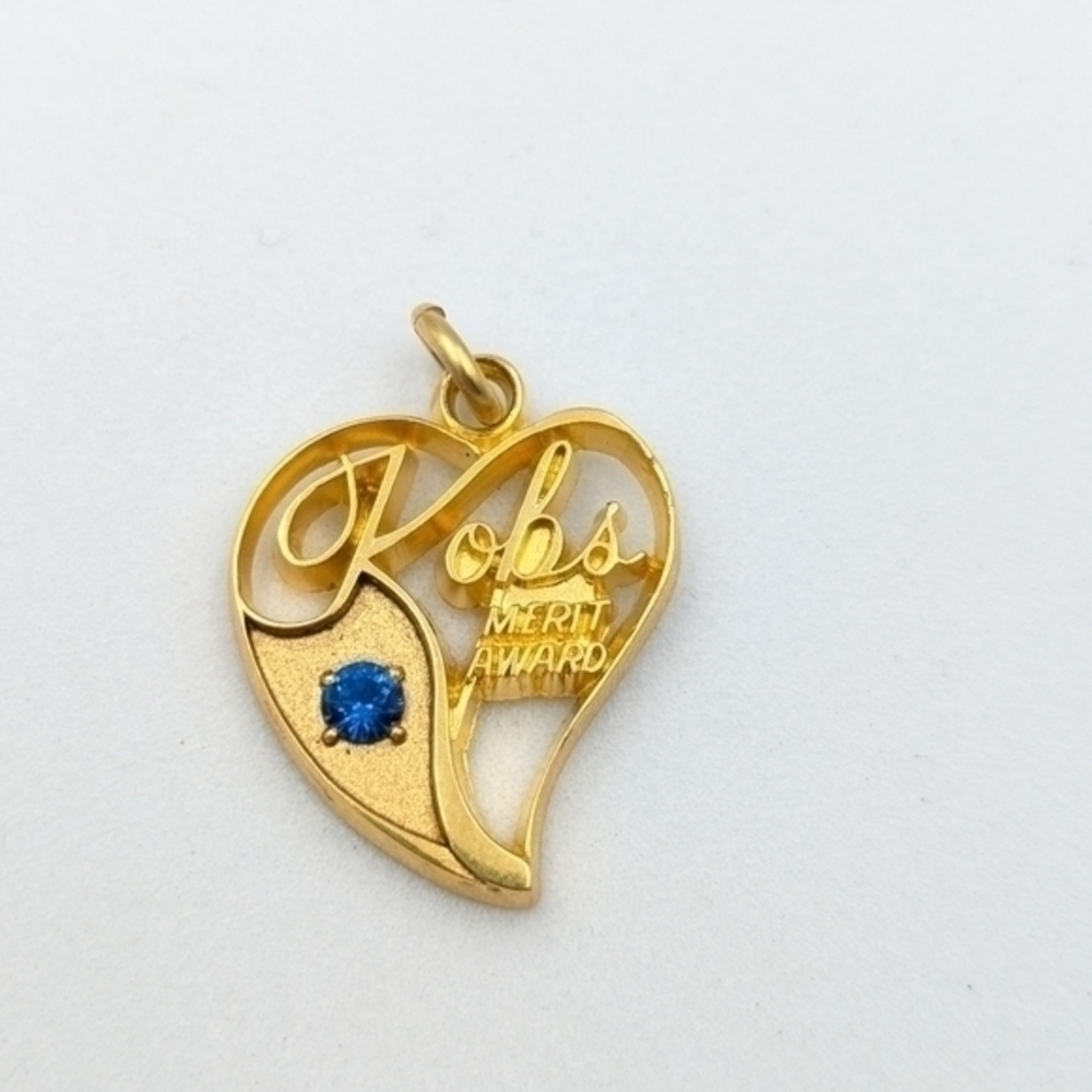 5/25$  Vintage Kops Merit Award heart pendant